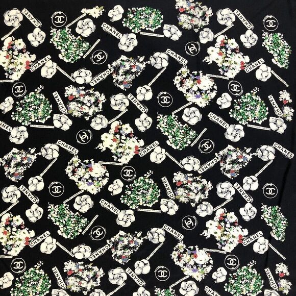 CHANEL Vintage Camellia & CC Logo Black Silk Scarf - Picture 4 of 8